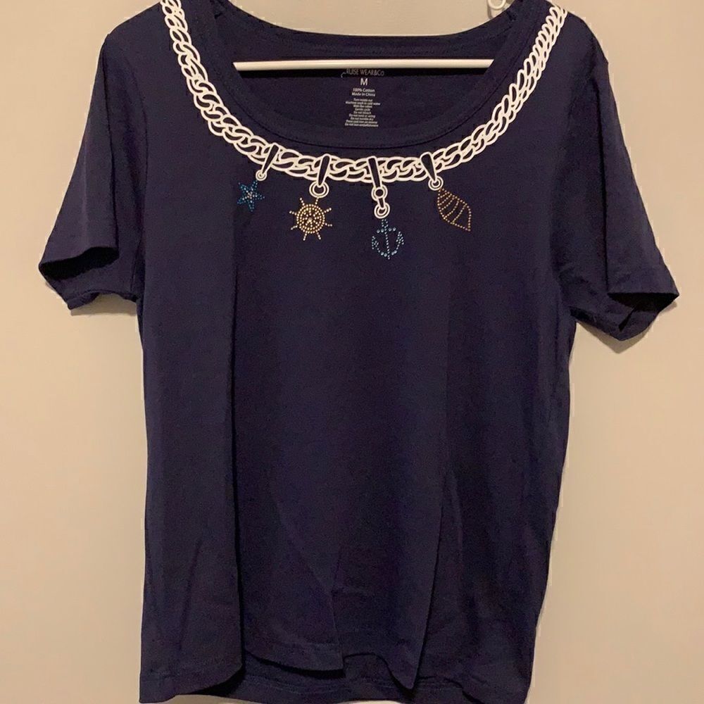Cruise Wear& Co Woman’s Shirt Size Medium